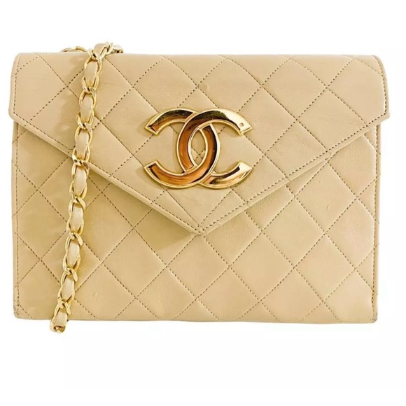 CHANEL Handbags - Chanel RARE Vintage Crossbody